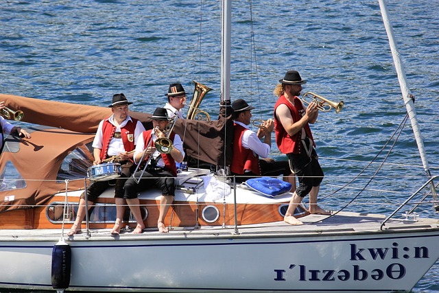 及中場組織 及中場組織